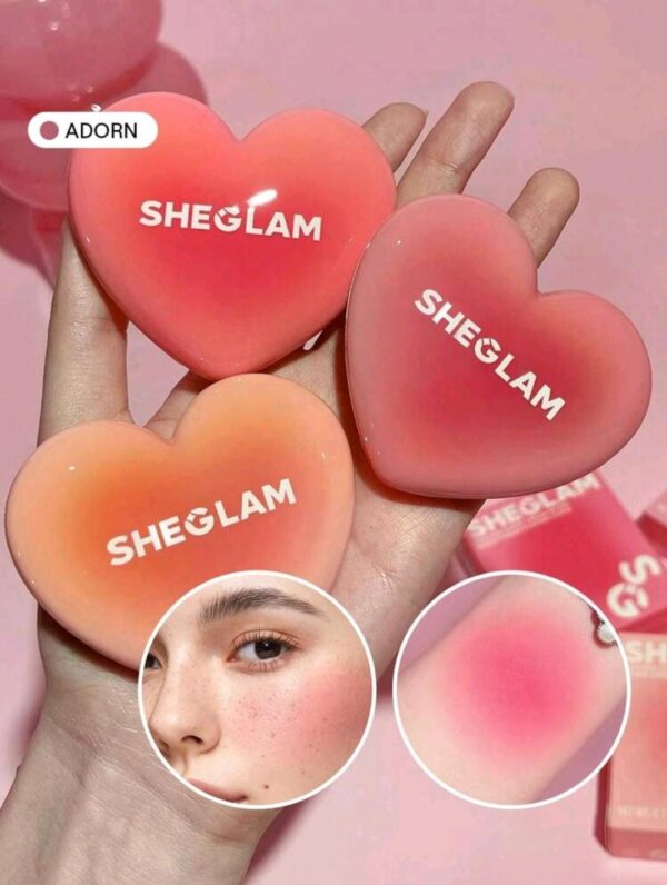 Sheglame playing capid blusher