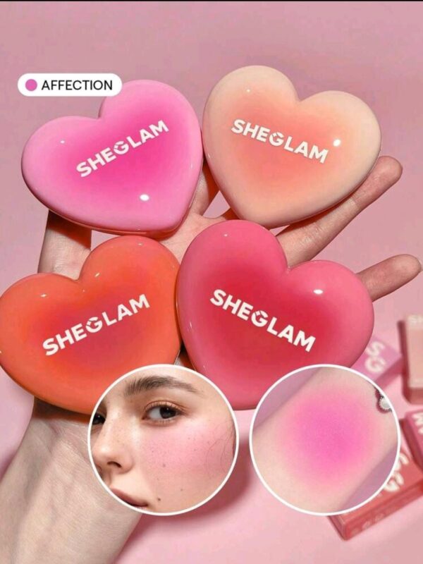 Sheglame playing capid blusher